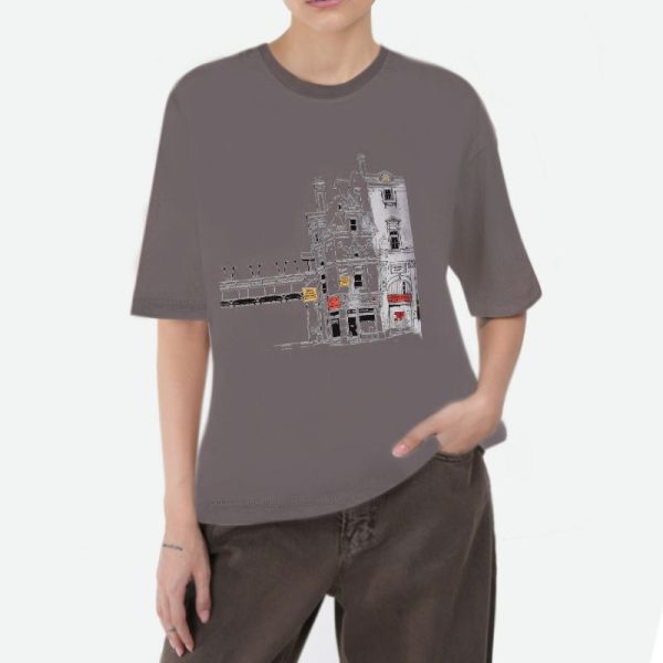 تیشرت زنانه دندی طرح cecile cafe - Image 1